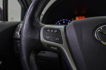 Toyota Avensis Diésel 150D Advance Cross Sport 28