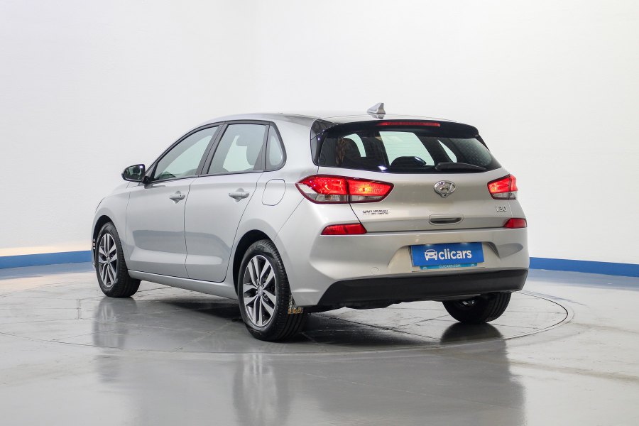 Hyundai i30 Diésel 1.6 CRDI 70kW (95CV) Klass 8