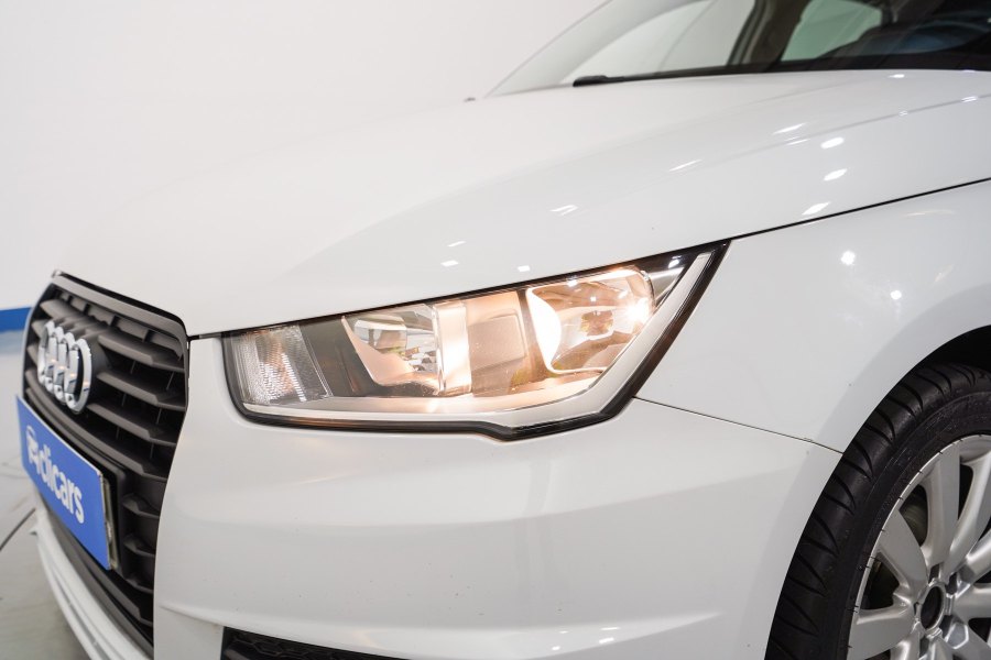 Audi A1 Gasolina A1 Sportback 1.0 TFSI Adrenalin 9