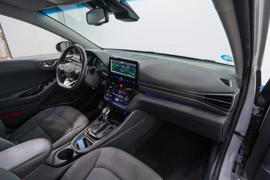 Hyundai Ioniq Híbrido Ioniq HEV 1.6 GDI Tecno 32