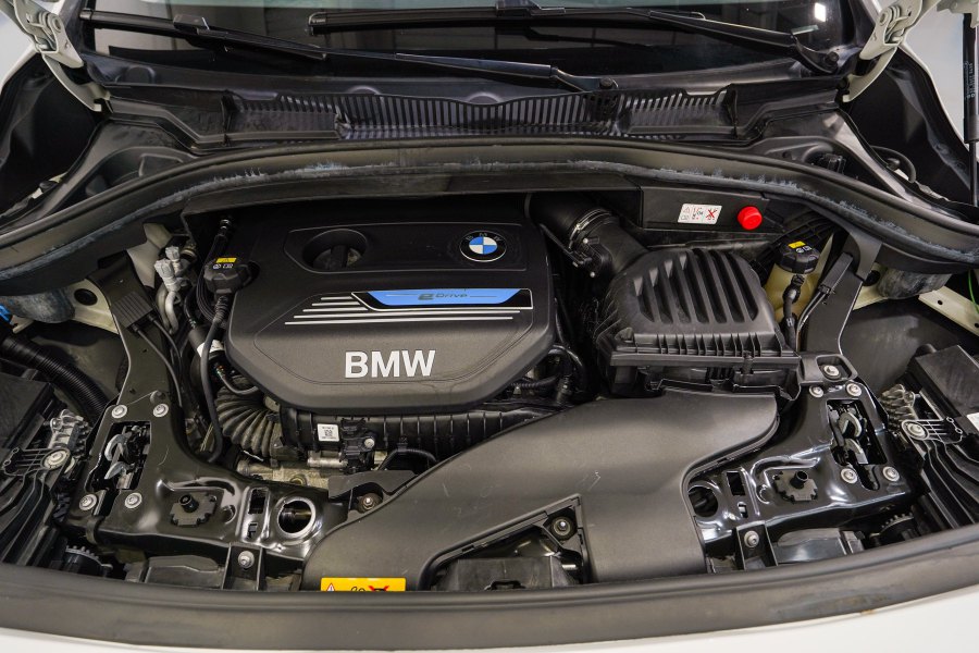 BMW Serie 2 Híbrido enchufable 225xe iPerformance Active Tourer 31