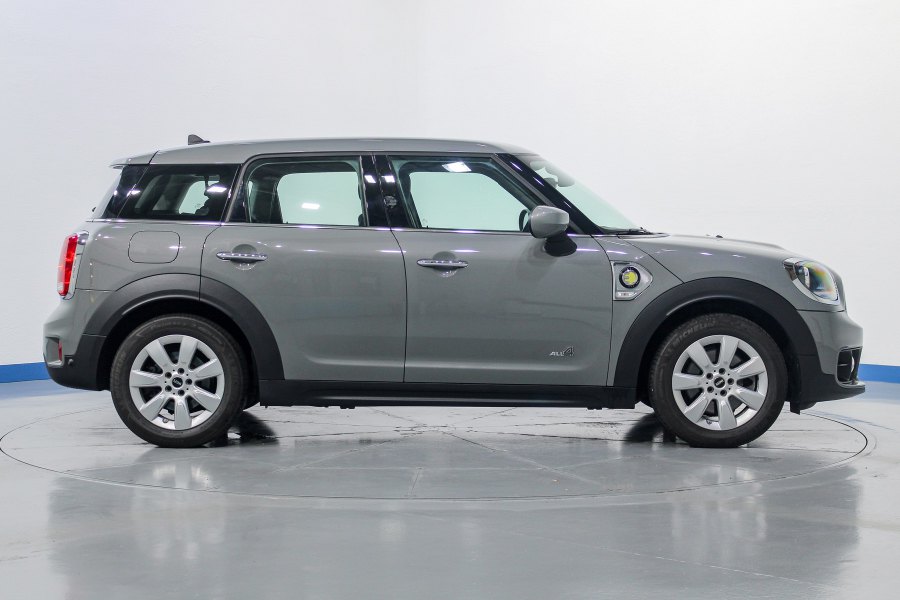 MINI Countryman Híbrido enchufable COUNTRYMAN COOPER S E ALL4 6