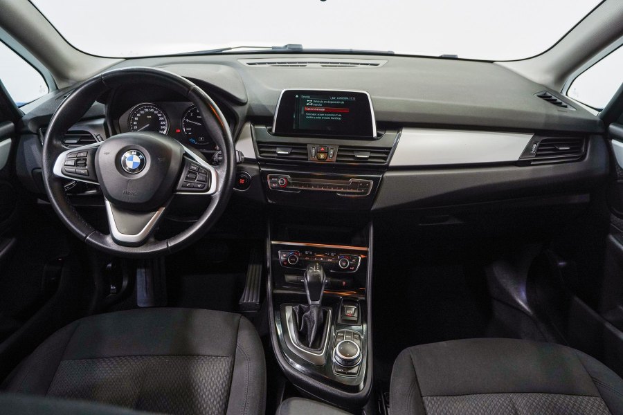 BMW Serie 2 Híbrido enchufable 225xe iPerformance Active Tourer 10