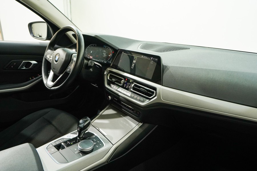 BMW Serie 3 Mild hybrid 320dA 32