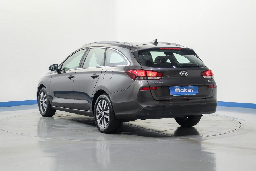 Hyundai i30 Diésel i30 CW 1.6CRDi Go PLus Sky DT 110 8