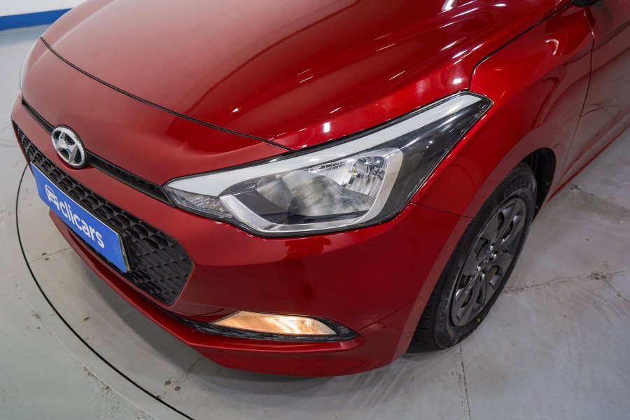 Hyundai i20 Gasolina i20 1.2 Fresh 9