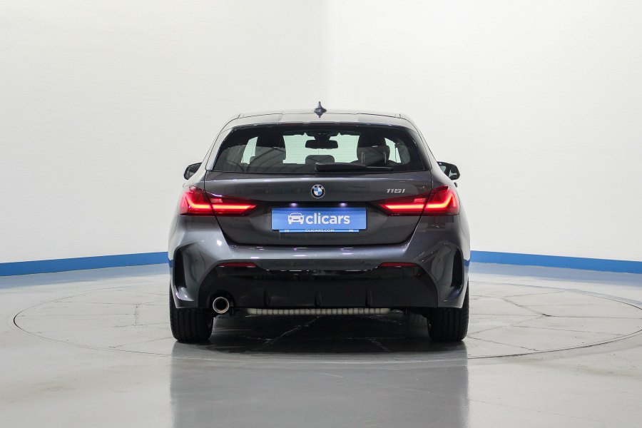 BMW Serie 1 Gasolina 118iA M Sport 4