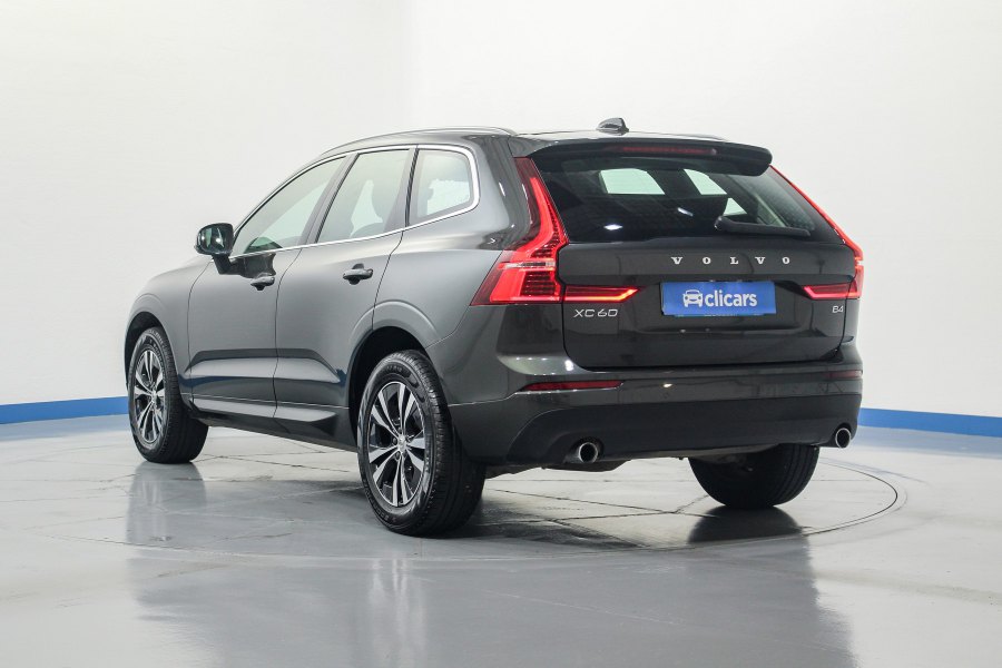 Volvo XC60 Mild hybrid XC60 B4 Momentum Pro FWD Aut. 8