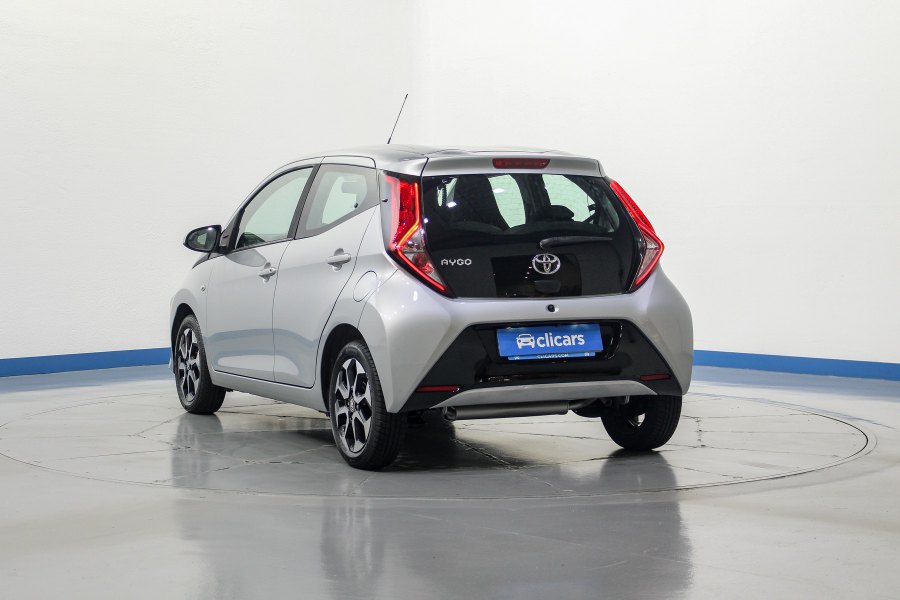 Toyota Aygo Gasolina Aygo 70 x-play 8