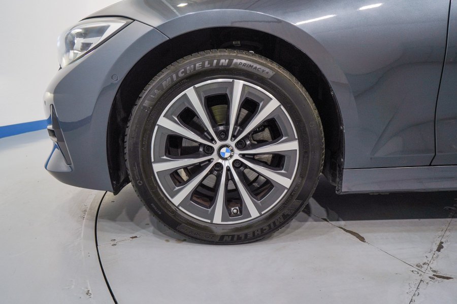 BMW Serie 3 Mild hybrid 320dA 10