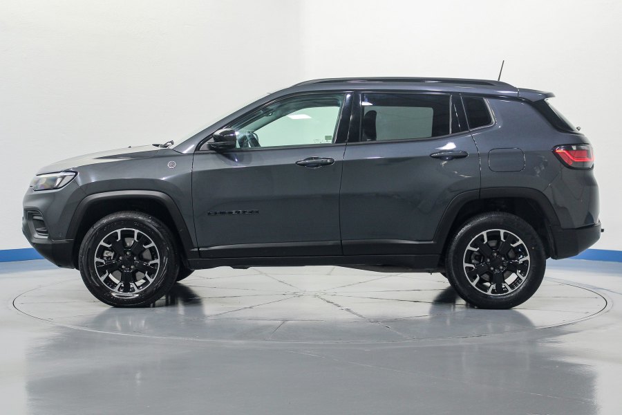 Jeep Compass Híbrido enchufable Compass 1.3 PHEV Trailhawk EAWD Aut. 240 7