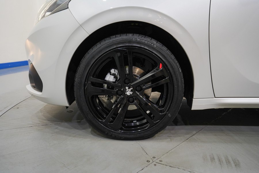 Peugeot 208 Gasolina 208 1.2 PureTech S&S GT Line 110 10