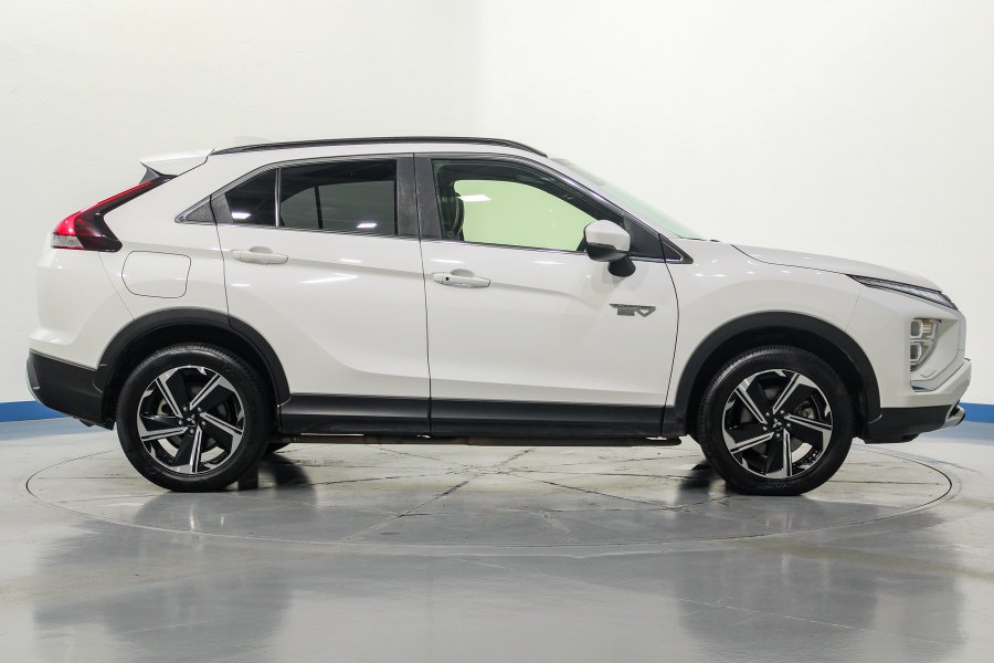 Mitsubishi Eclipse Cross Híbrido enchufable Eclipse Cross PHEV Motion 4WD 6