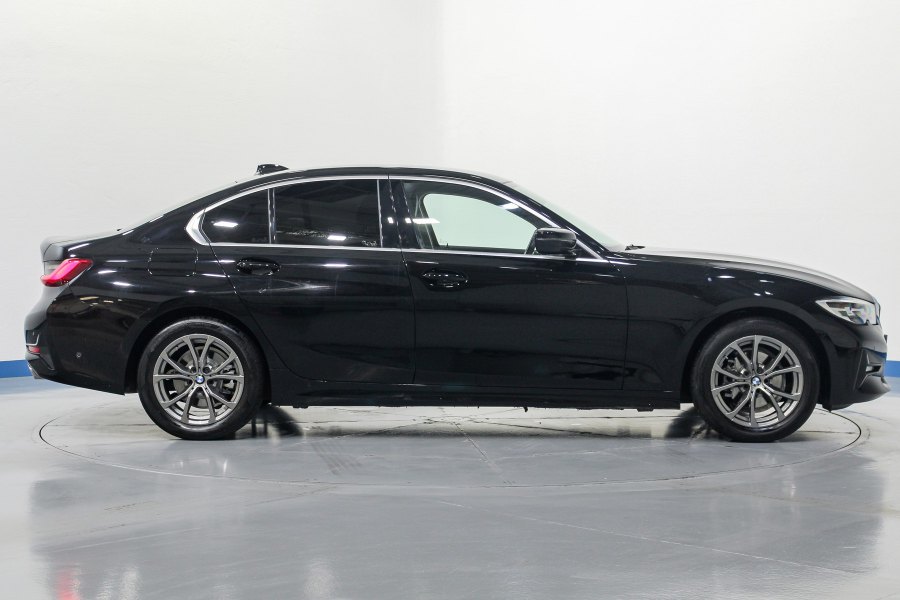 BMW Serie 3 Mild hybrid 318dA 6