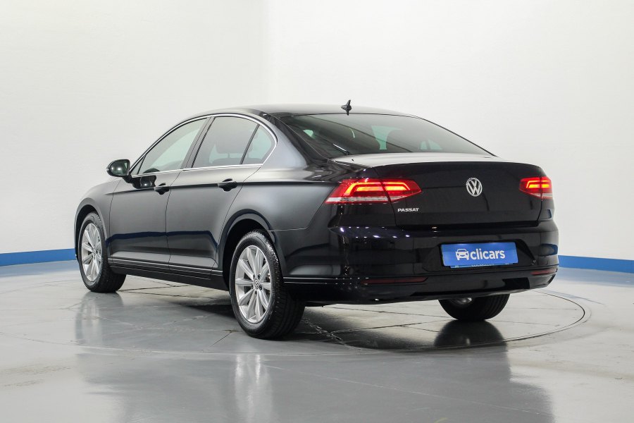 Volkswagen Passat Diésel Passat 1.6TDI Advance 88kW 8