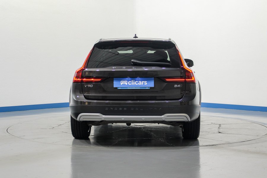 Volvo V90 Cross Country Mild hybrid V90 Cross Country B4 Pro AWD Aut. 4