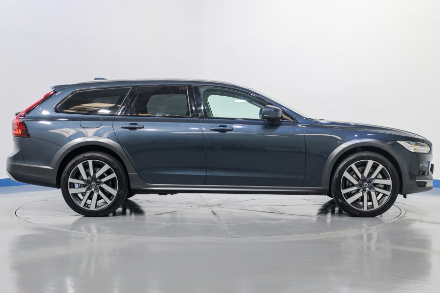 Volvo V90 Cross Country Mild hybrid V90 Cross Country B4 Pro AWD Aut. 6