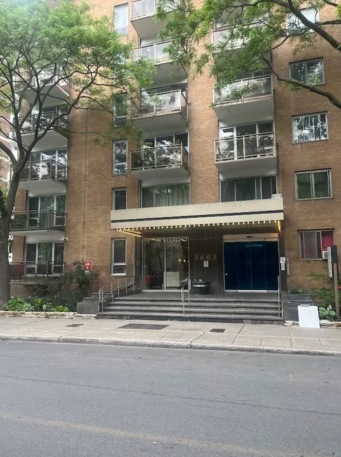 3463 Rue Sainte-Famille