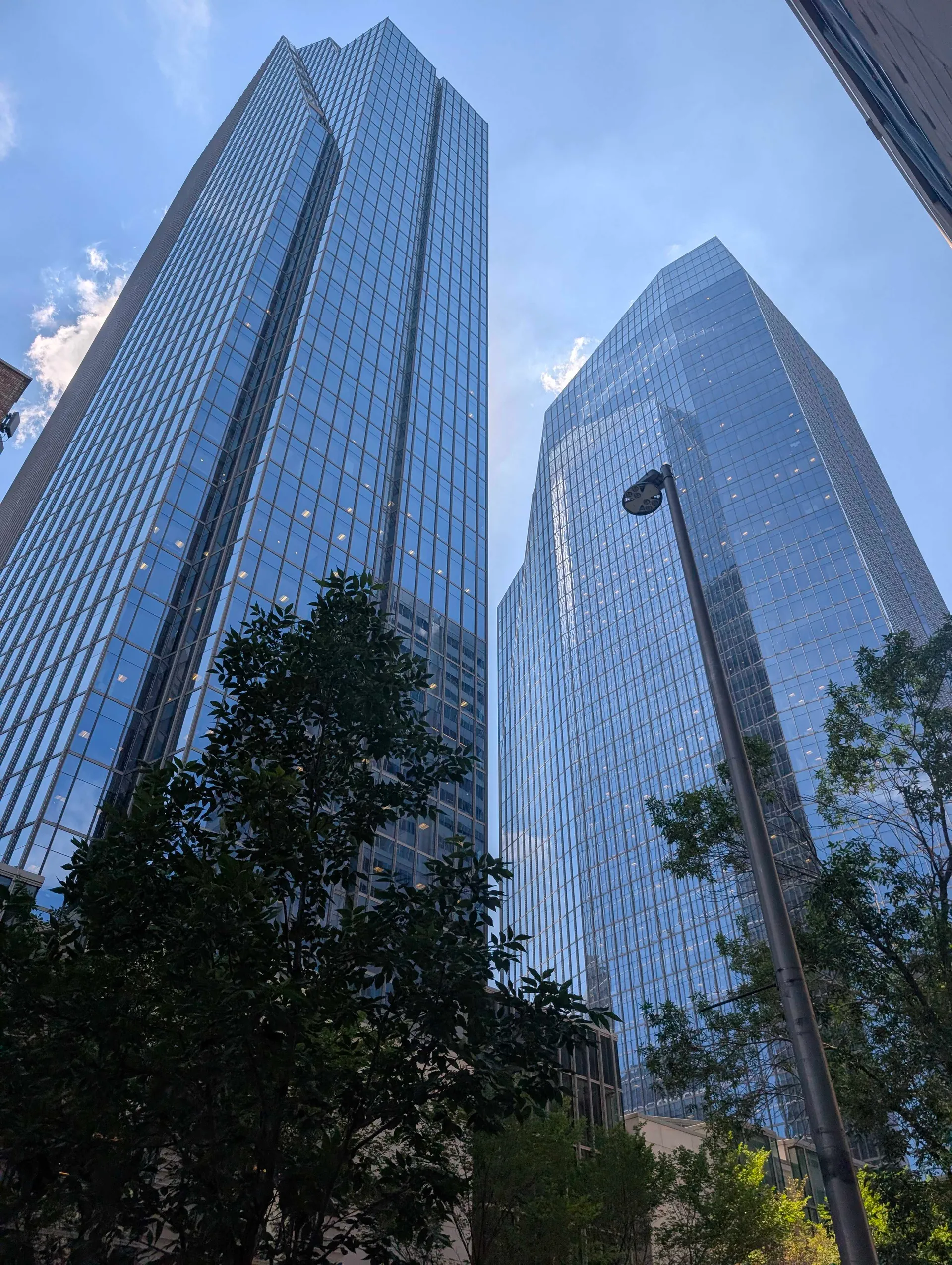 Eighth Avenue Place — 525 8 Avenue SW