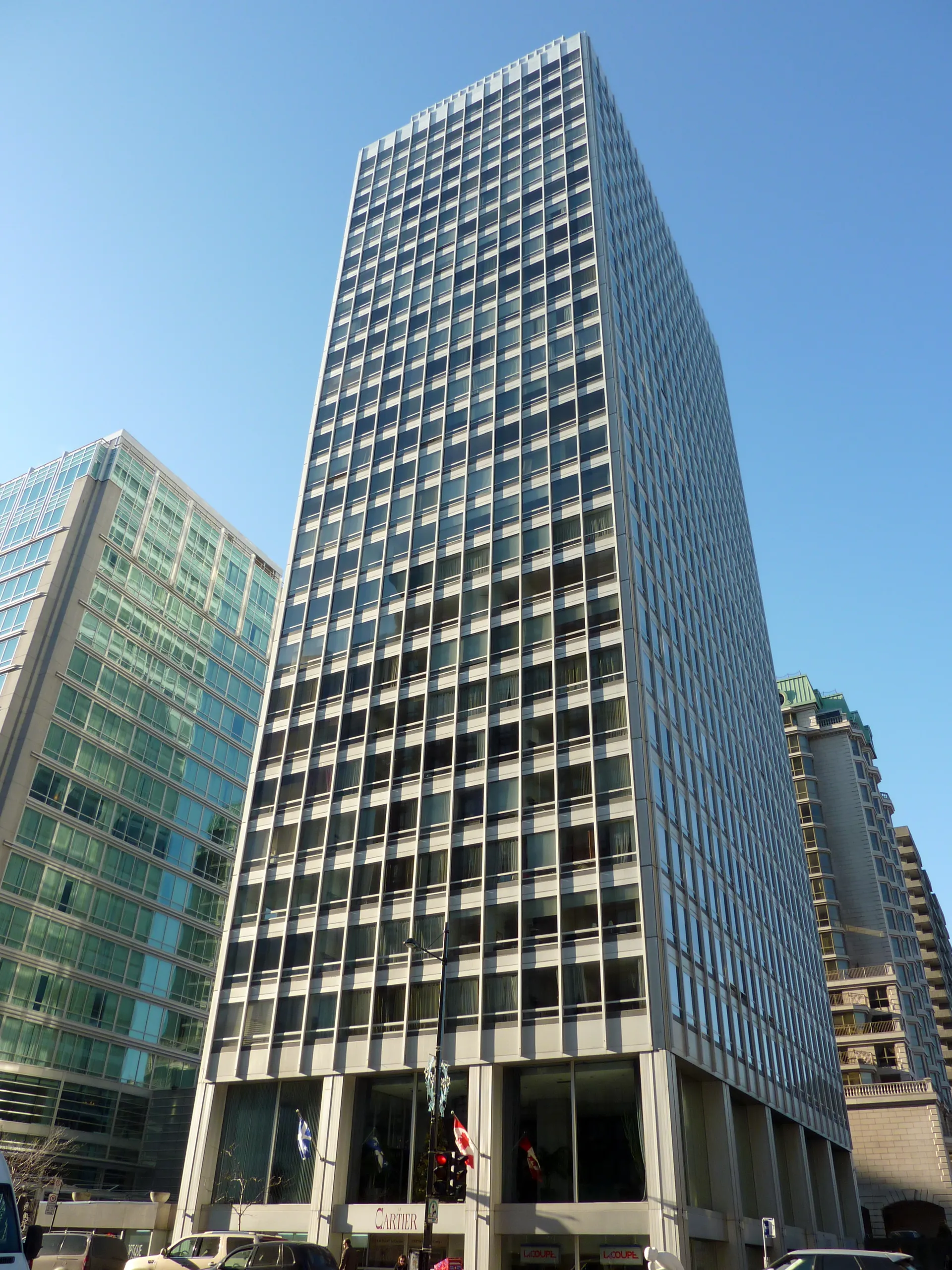 3410 Rue Peel