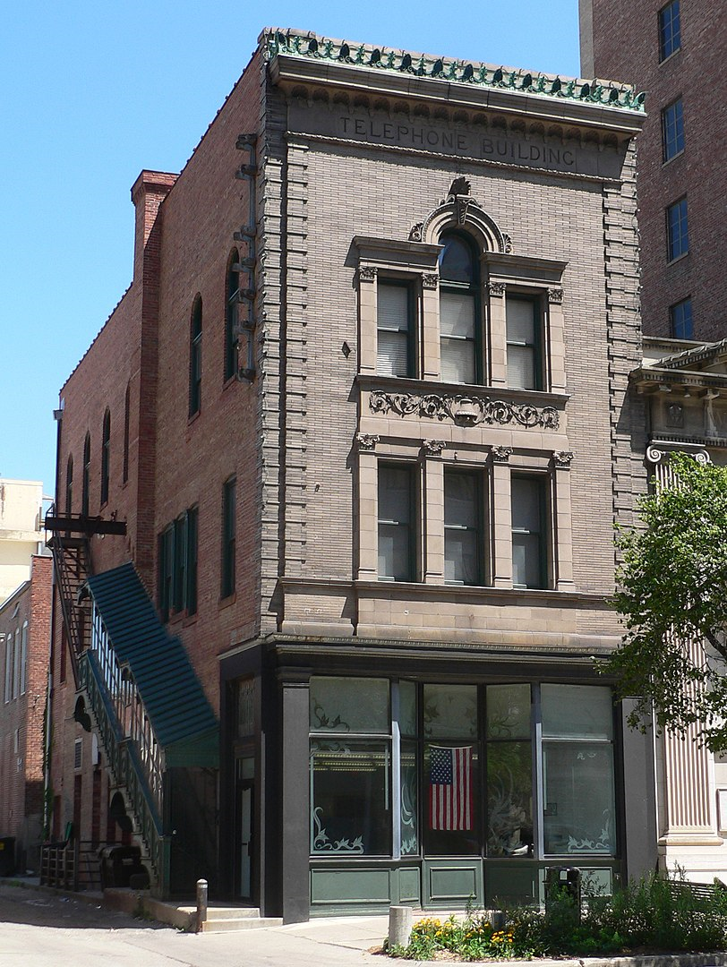 2012 photo of Nebraska Telephone Company Building from northwest (Ammodramus)