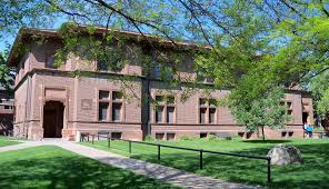 The building was designed by Ernest Kennedy in the Renaissance Revival style