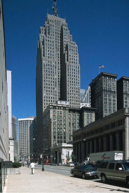 Sky, Building, Skyscraper, Wheel