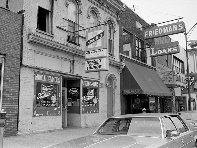 Tootsies in the Fall of 1983