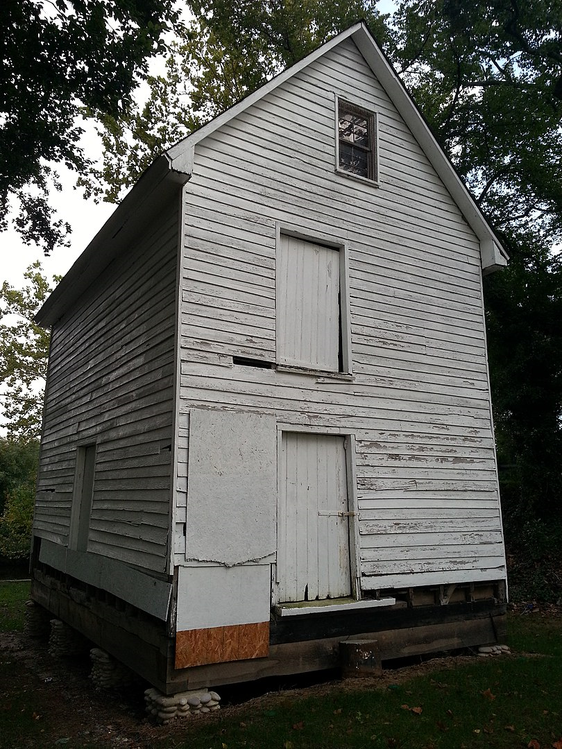 2012 photo of Causey's Mill (Bob0the0mighty, Wikimedia)