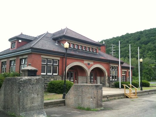 A modern photograph of the Salamanca Rail Museum.