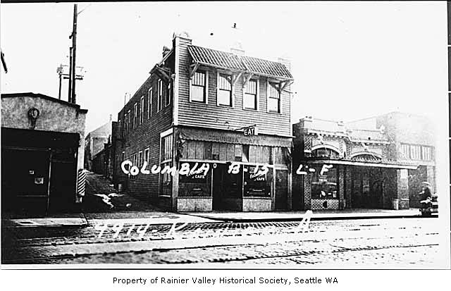 Columbia City Theater (far right), circa 1937