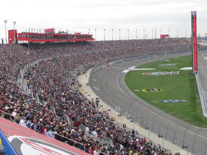 Auto Club Speedway - Clio