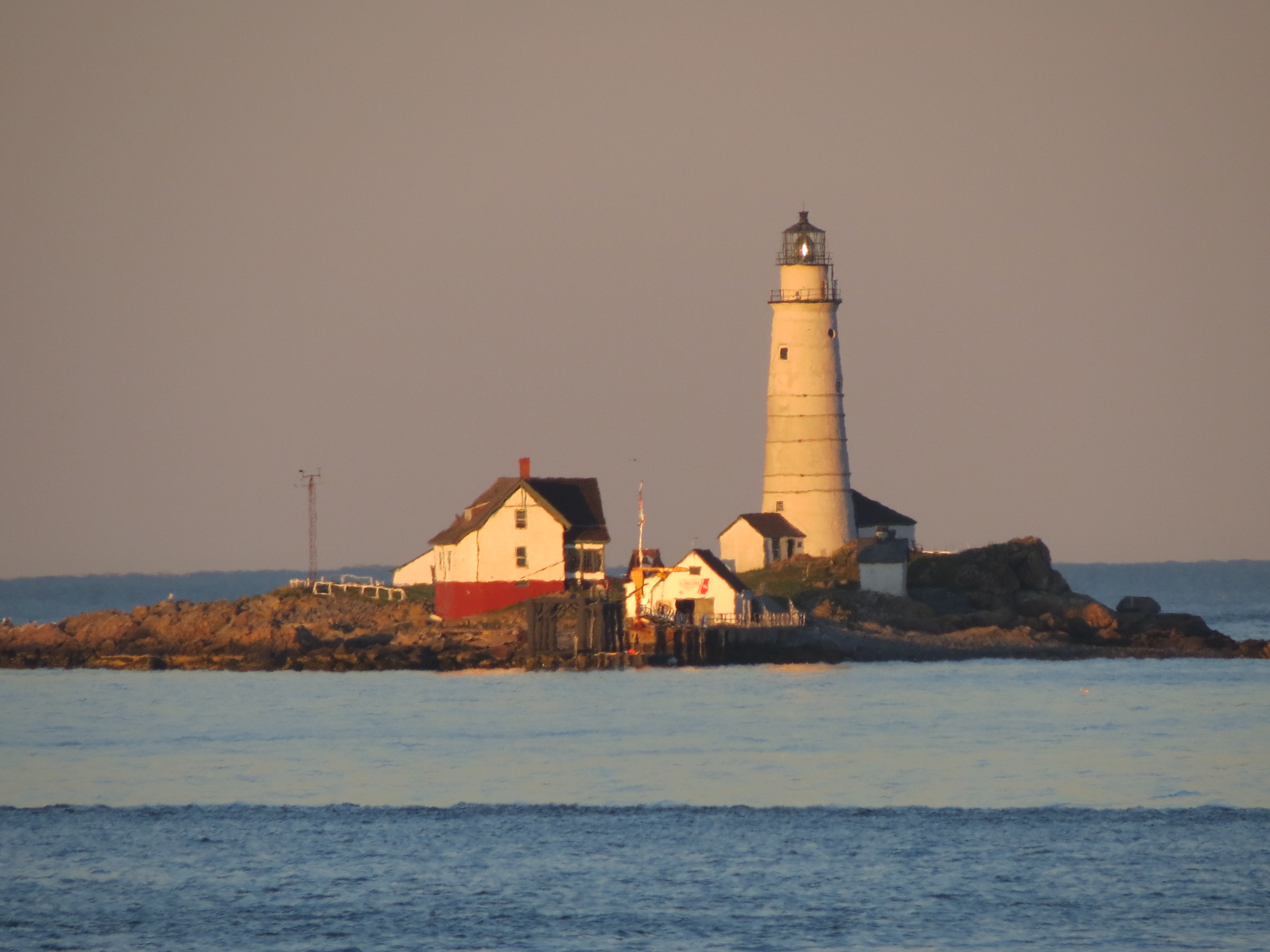 In 1964 Boston Light became a National Historic Landmark, and in 1987 it was listed on the National Register of Historic Places. Image by MBTafan2011. Licensed under CC BY 3.0 via Wikimedia Commons.
