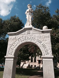 The memorial was erected in 1918 by the Daughters of the Confederacy. In 2018, the county decided to not remove it.