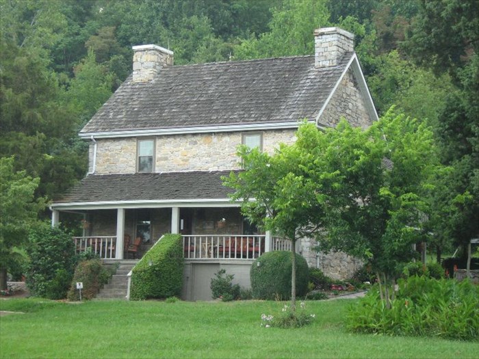 Elihu Embree Home