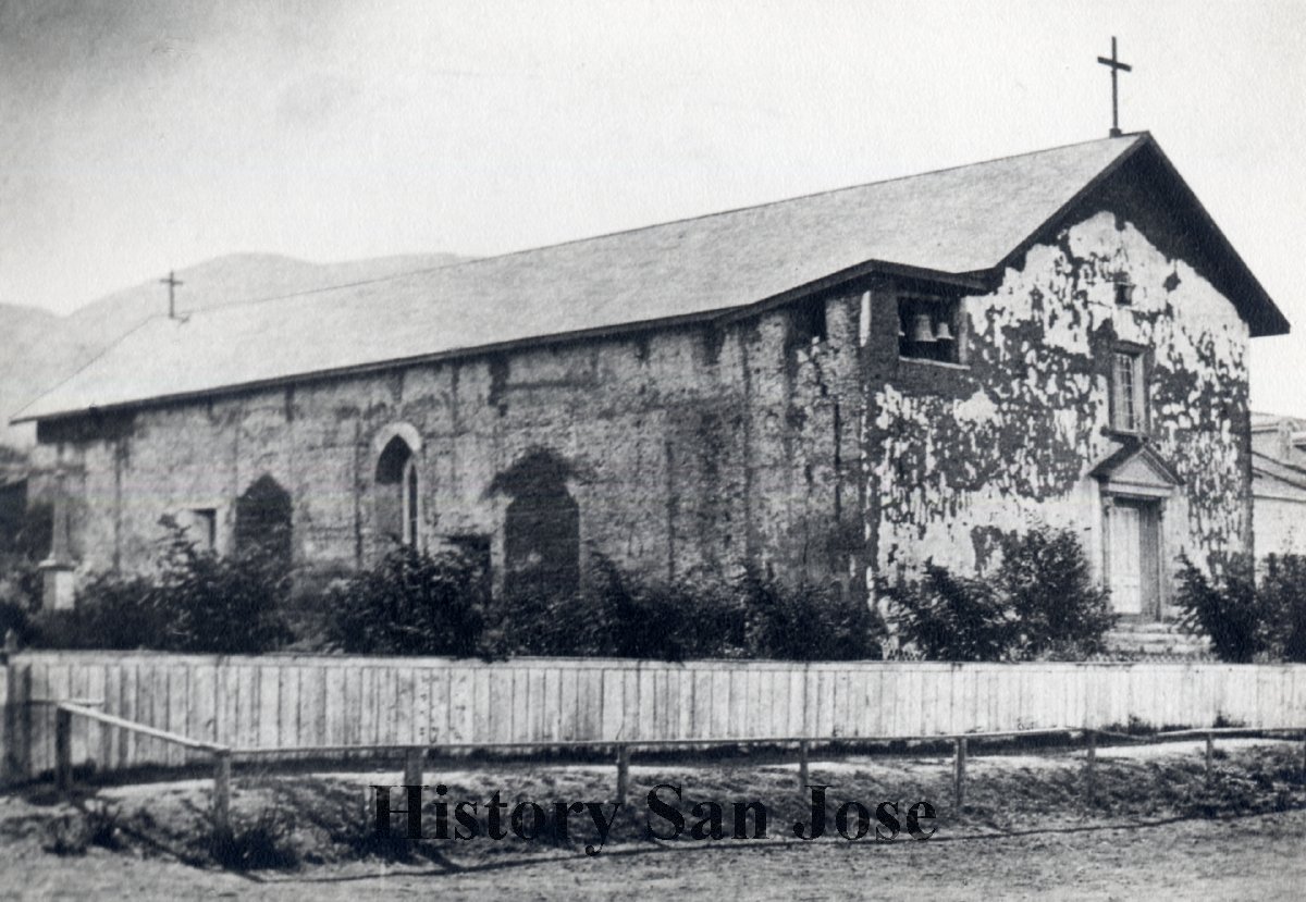 Another view of the Mission's chapel sometime before the 1868 earthquake. Much of the whitewash on the walls has been lost (HistorySanJose.org)