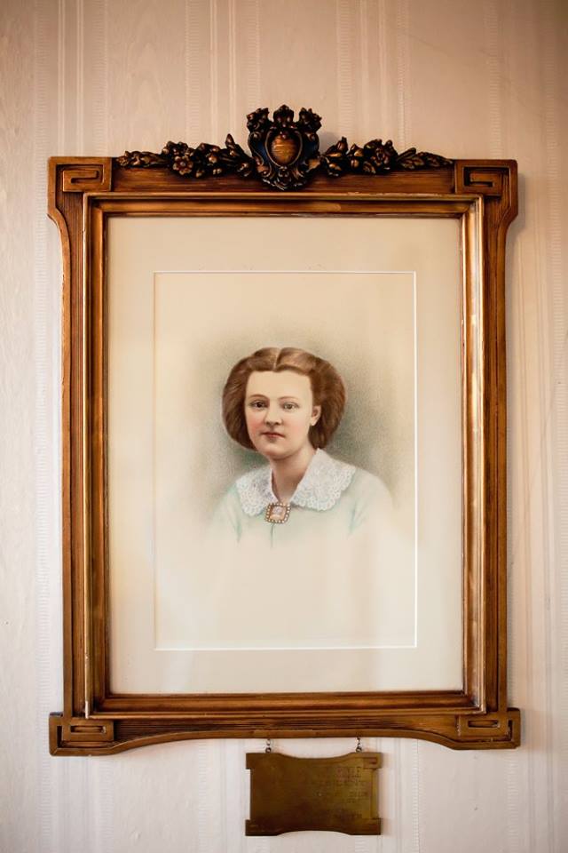 undated portrait of Eliza Royle, Literary Club's first president