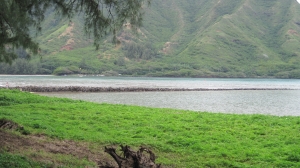 Kahana Bay and remains of the stone seawall.
Photo courtesy of Joel Bradshaw