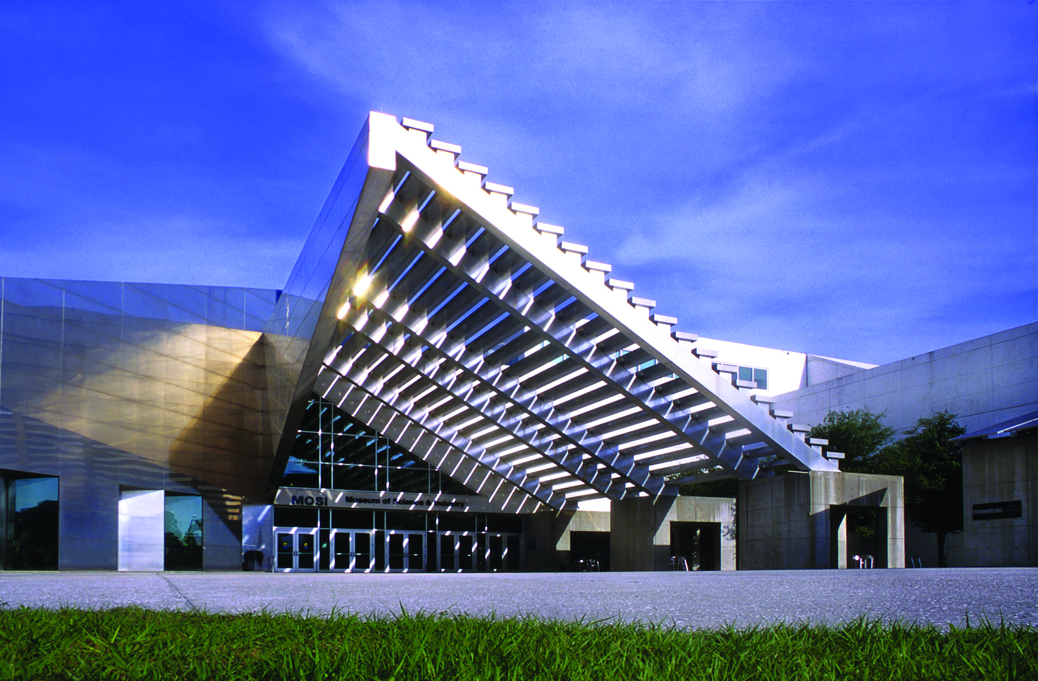 Entrance to the Museum of Science and Industry