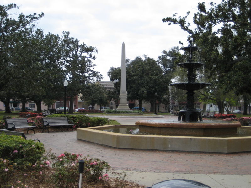The plaza features this water fountain and an obelisk dedicated to a later prominent Pensacola citizen, William Dudley Chipley.