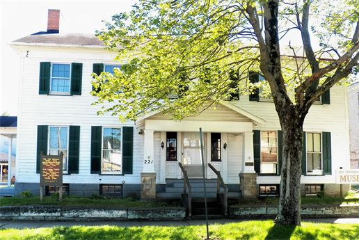 1840 era tavern built along the once Ohio and Erie Canal.
This authentic tavern and inn was a resting place on the Ohio and Erie Canal. It was crafted from local Black walnut in 1841