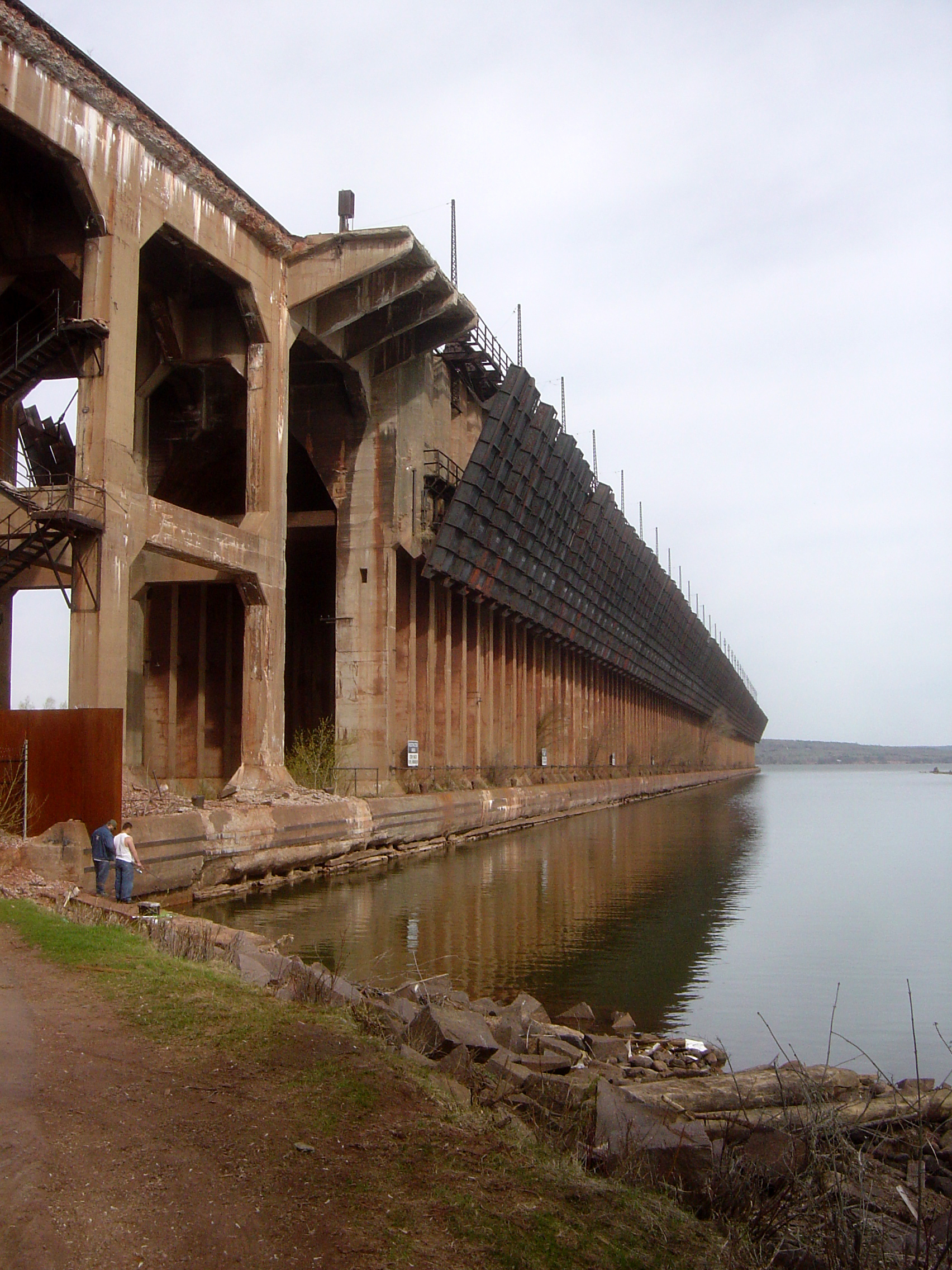 The iron ore dock in 2007 before it was demolished