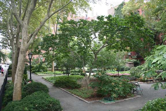 Tudor City Greens (image from Gresham Lang Gardens)