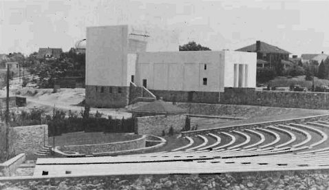 1940: The nearly finished amphitheater
Credit: Raleighlittletheatre.org