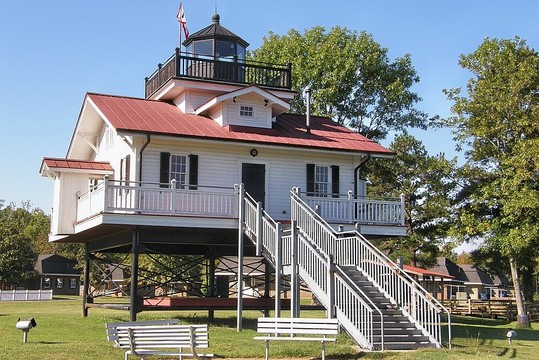 The replica lighthouse