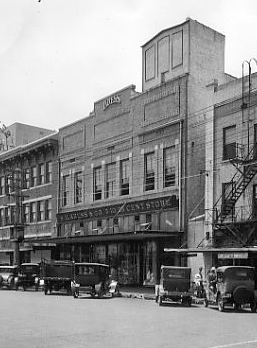 The second Kress building on Florida Ave. as seen in this 1927 photo
