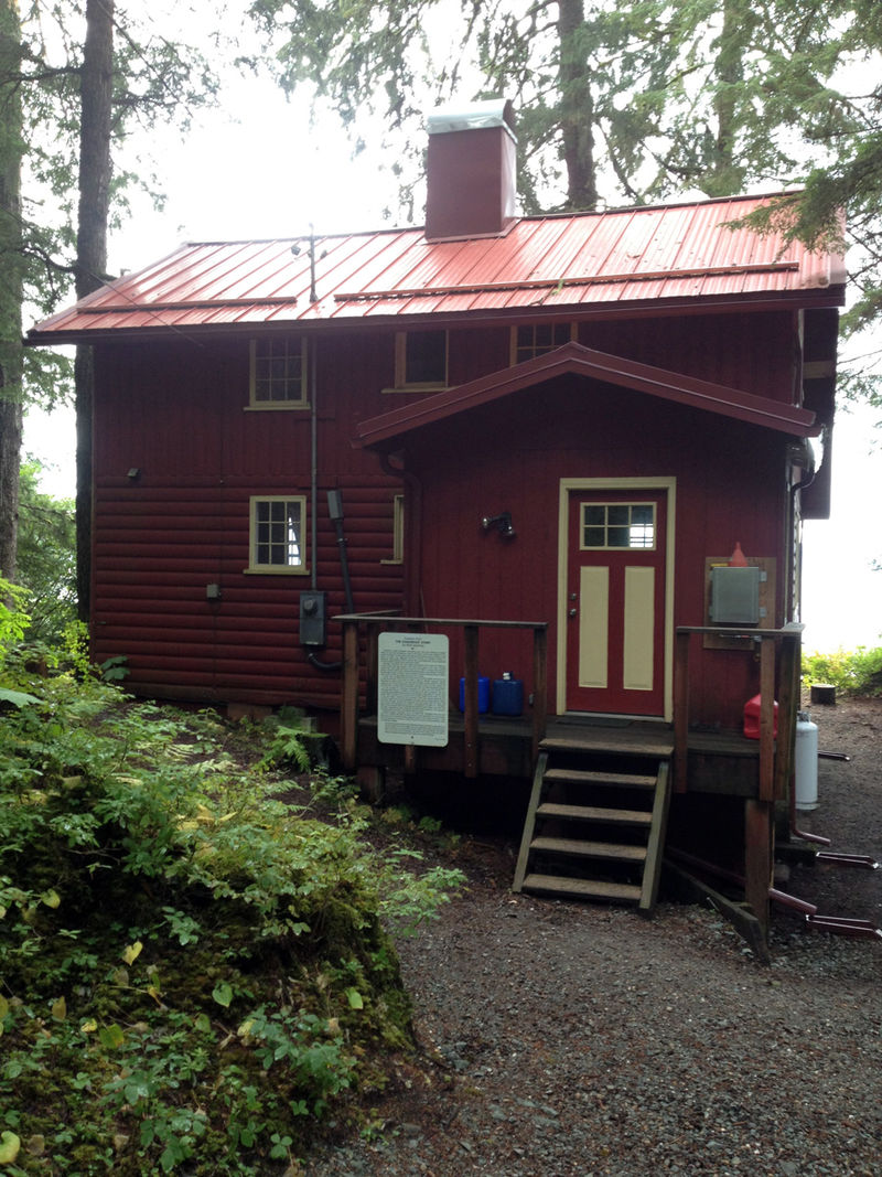 The Ernest Gruening Cabin
Credit: Gillfoto, Wikimedia Commons. https://commons.wikimedia.org/wiki/File:Ernest_Gruening_Cabin_84.JPG