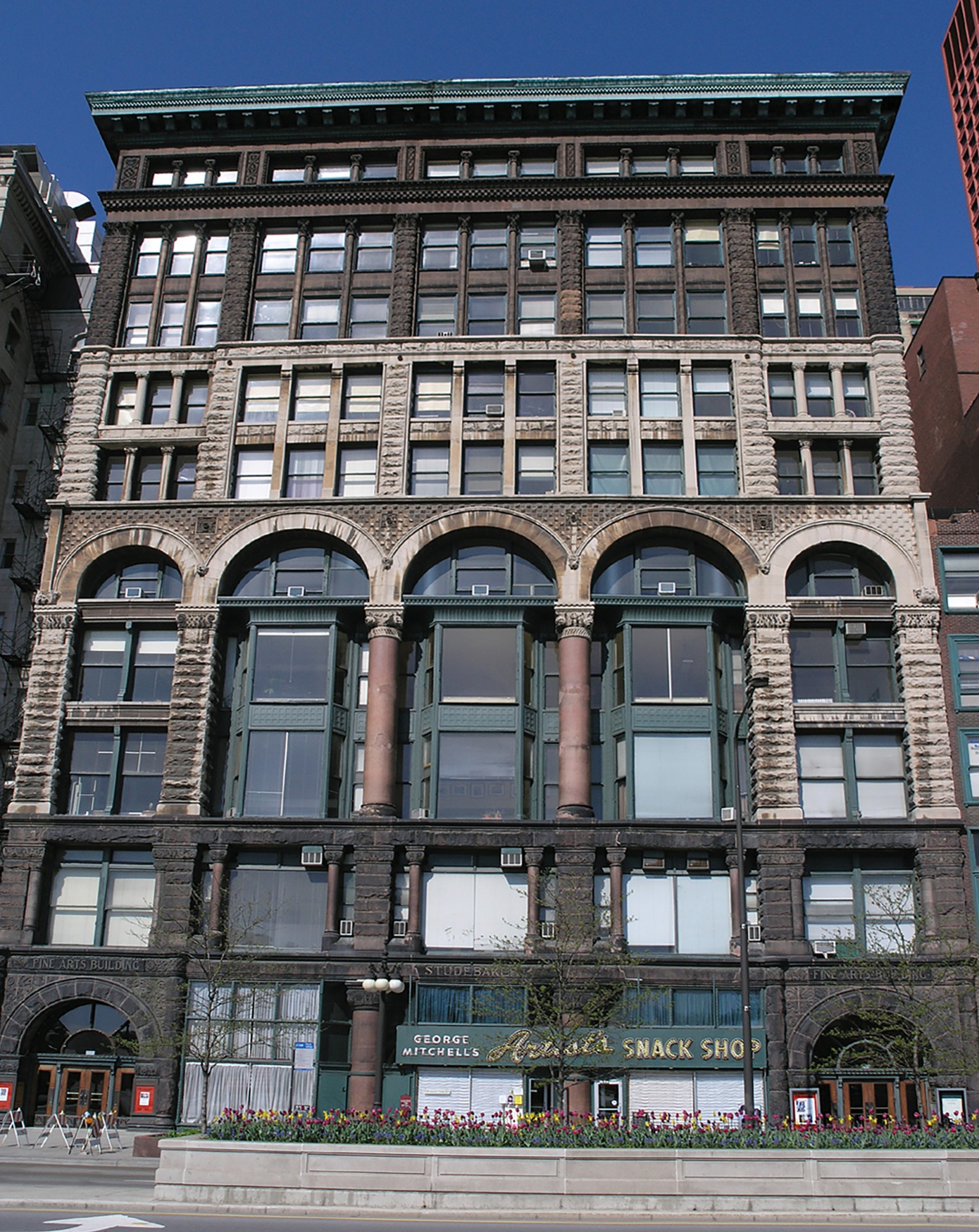 View of the Fine Arts Building facade on Michigan Avenue (image courtesy of the Chicago Architecture Foundation). 
