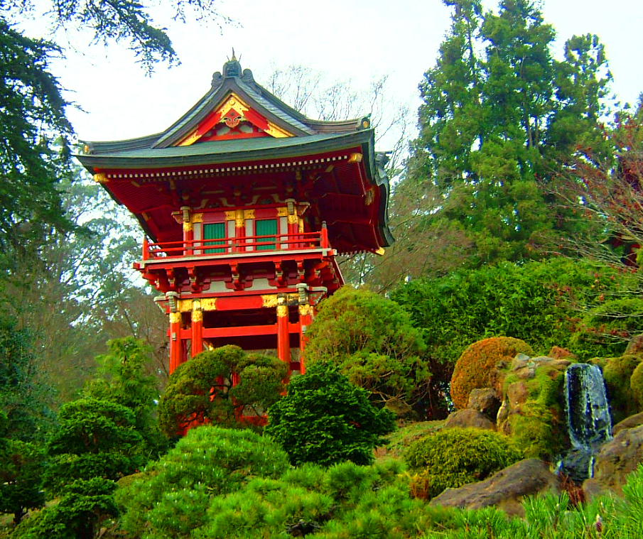 In the Japanese Friendship Garden (image from Greatest Garden)