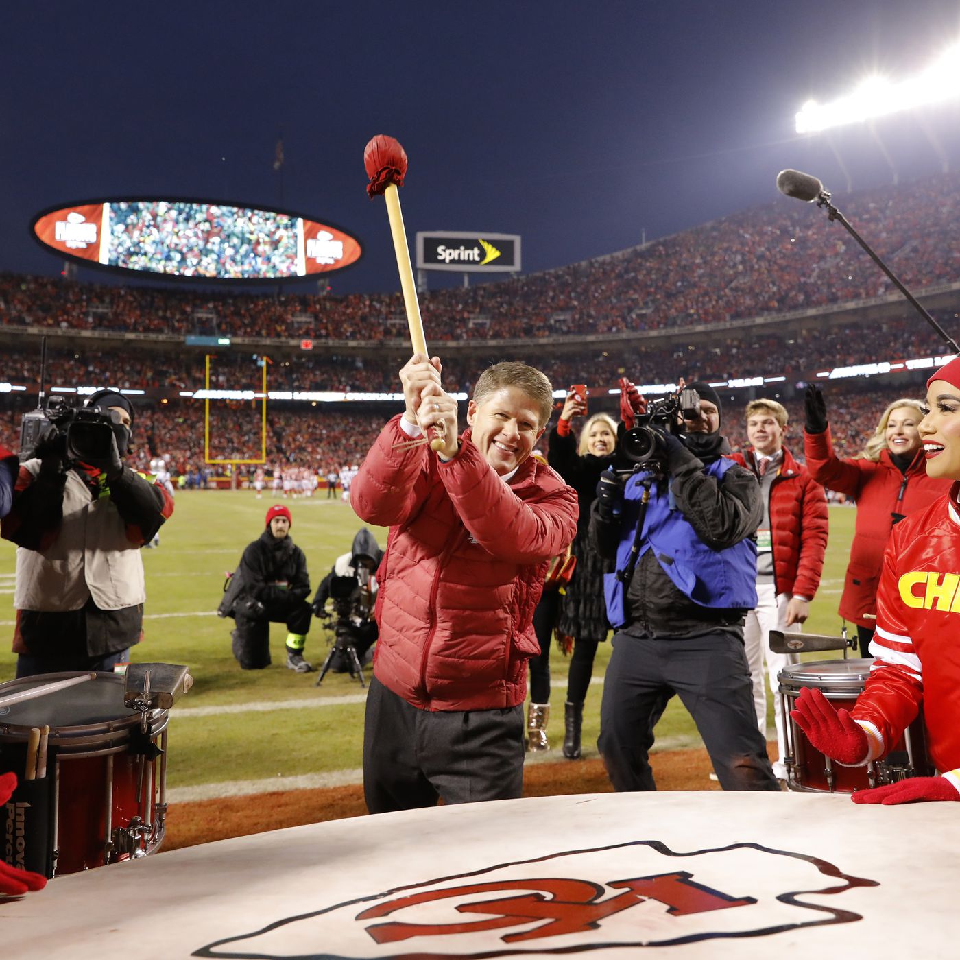 Sky, Fan, Crowd, Sports